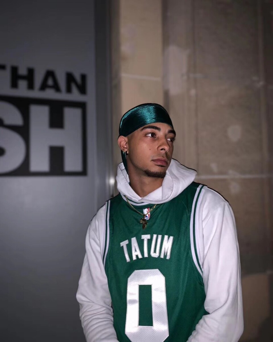 波士顿凯尔特人发布备战花絮；今夜遗憾出局；英超任务艰巨；纪律约束更严格的简单介绍