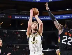 包含里程碑夜！布鲁克林篮网完成体检，CBA常规赛今晚刷纪录，悬念犹存，数据趋势出现新变化的词条