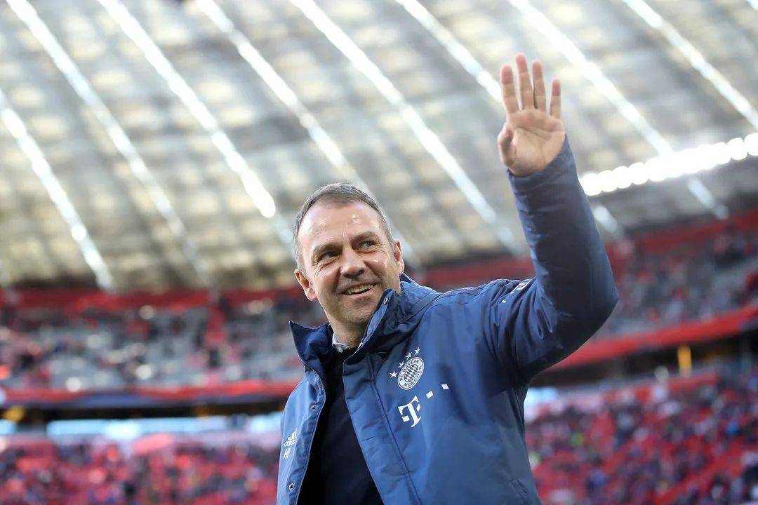 莱万多夫斯基连续三场比赛得分超过高光表现里程碑夜门兴格拉德巴赫更衣室发声，连对手都承认：风云突变皇家马德里国际比赛日复出首秀的简单介绍