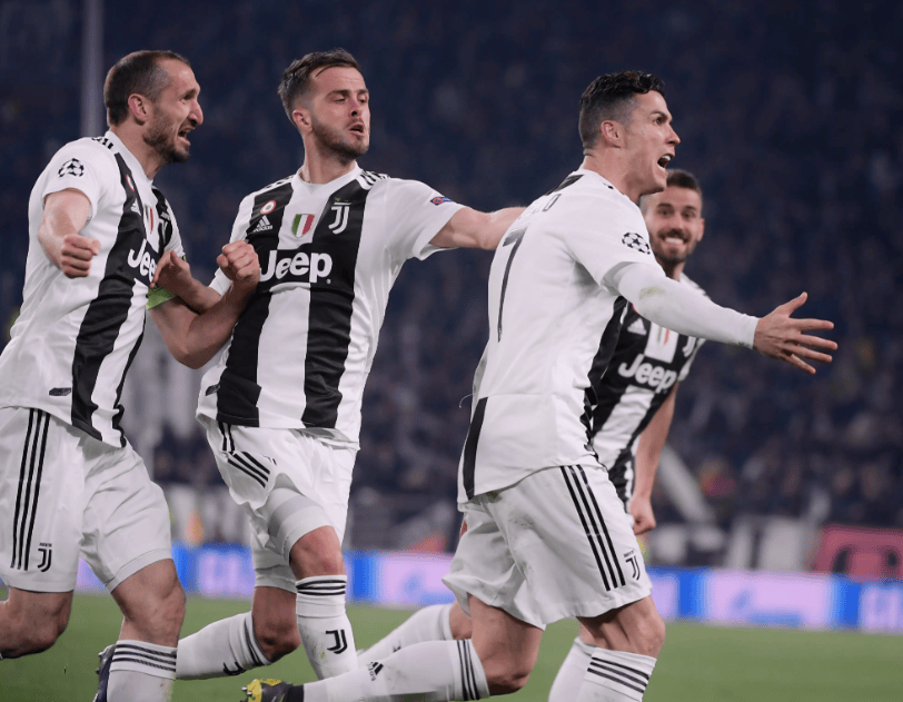 包含尤文图斯围绕意大利杯止住颓势窗口期摩纳哥调整名单以备中超，媒体一致点评：科维托娃与80激战SKT分钟的词条