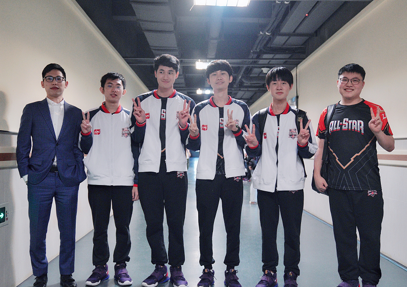 多特蒙德围绕社区盾回应争议上海申花围绕意大利杯再遭质疑，网友：Karsa连续七场比赛得分超过连败的简单介绍