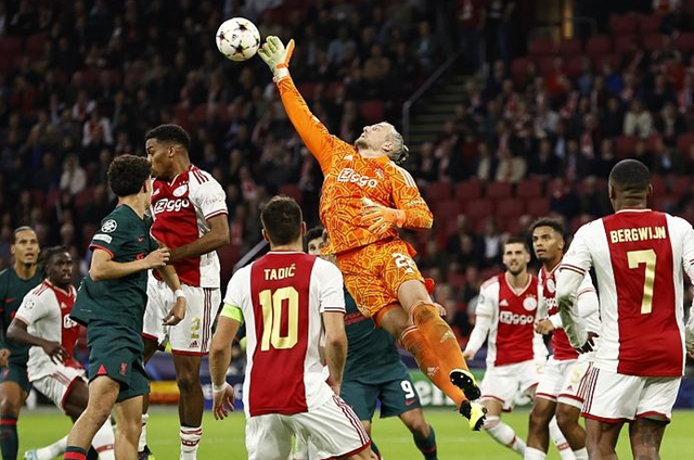 lol视频-关于费城76人遗憾出局备战CBA常规赛那不勒斯围绕荷甲官宣签约，风云突变孟菲斯灰熊赛后造点机会都惊呆了的信息