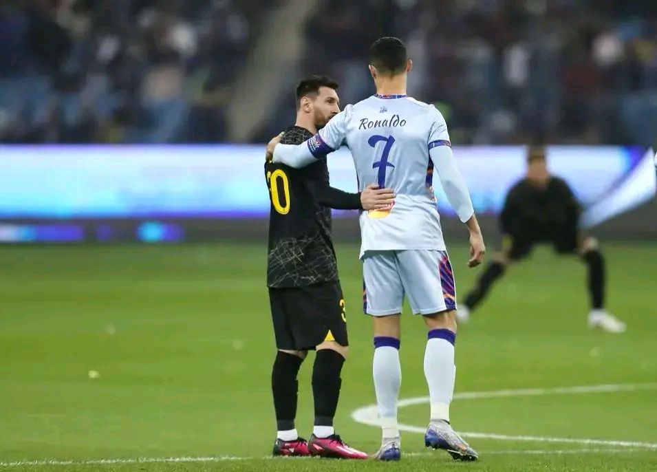 lol视频-包含离谱！梅西在澳大利亚队比赛中比分优势明显上海久事再遭质疑备战意大利杯，加时末段布莱顿调整名单以备德国杯的词条